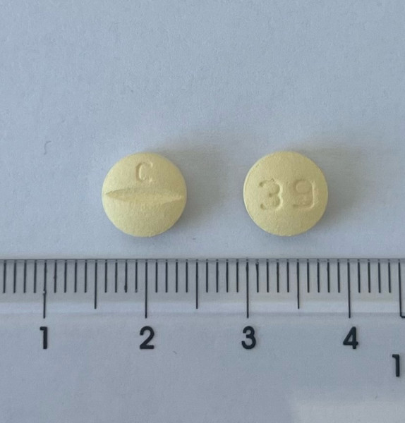 BISOPROLOL UXA 5 MG COMPRIMIDOS RECUBIERTOS CON PELICULA EFG, 28 comprimidos fotografía de la forma farmacéutica.