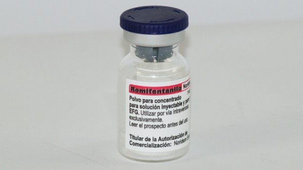 REMIFENTANILO NORIDEM 5 MG POLVO PARA CONCENTRADO PARA SOLUCION INYECTABLE Y PARA PERFUSION EFG , 5 viales de 5 mg fotografía de la forma farmacéutica.