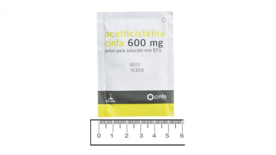 ACETILCISTEINA CINFA 600 mg POLVO PARA SOLUCION ORAL EFG, 20 sobres fotografía de la forma farmacéutica.