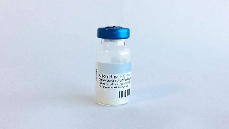 ACTOCORTINA 373 mg POLVO PARA SOLUCIÓN INYECTABLE, 1 vial + 1 ampolla de disolvente fotografía de la forma farmacéutica.