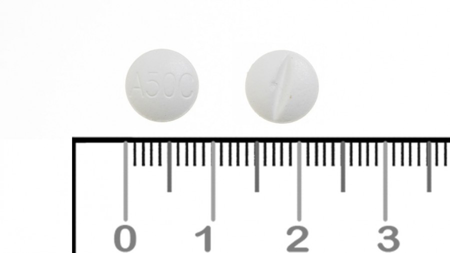 ATENOLOL CINFA 50 mg COMPRIMIDOS EFG , 60 comprimidos fotografía de la forma farmacéutica.