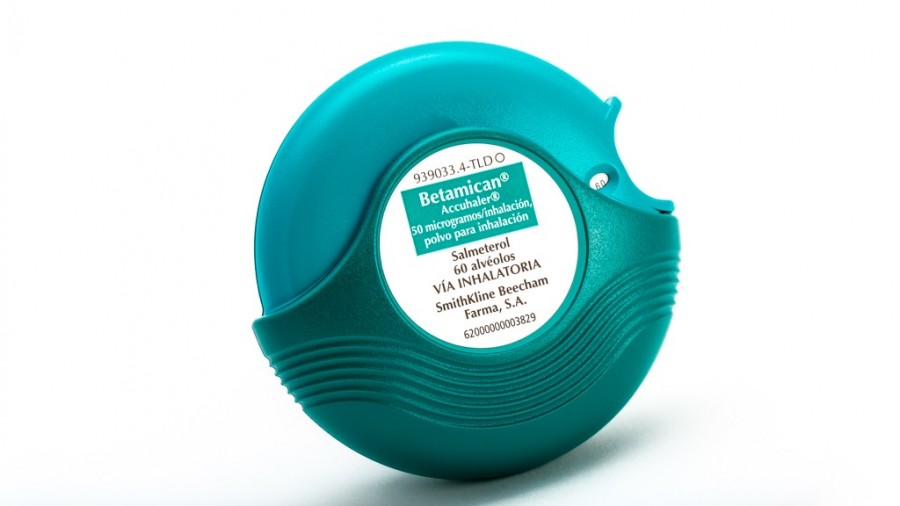 BETAMICAN ACCUHALER 50 microgramos/inhalación POLVO PARA INHALACION , 1 inhalador de 60 dosis fotografía de la forma farmacéutica.
