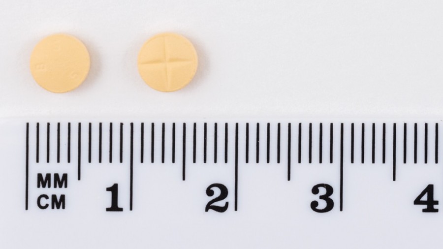 BISOPROLOL COR SANDOZ 5 mg COMPRIMIDOS RECUBIERTOS CON PELICULA EFG, 28 comprimidos fotografía de la forma farmacéutica.