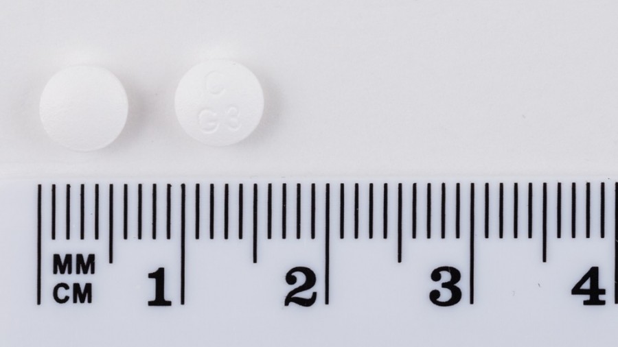 EPLERENONA SANDOZ 25 mg COMPRIMIDOS RECUBIERTOS CON PELÍCULA EFG , 30 comprimidos fotografía de la forma farmacéutica.