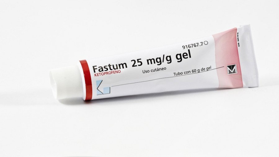 FASTUM 25 mg/g GEL , 1 tubo de 60 g fotografía de la forma farmacéutica.