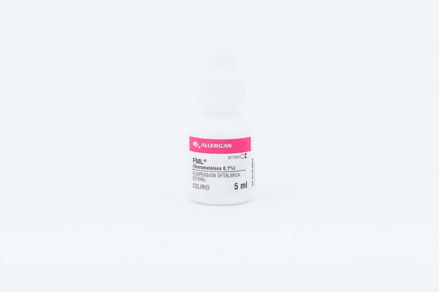 FML 1 mg/ml colirio en suspensión, 1 envase cuentagotas de 10 ml fotografía de la forma farmacéutica.