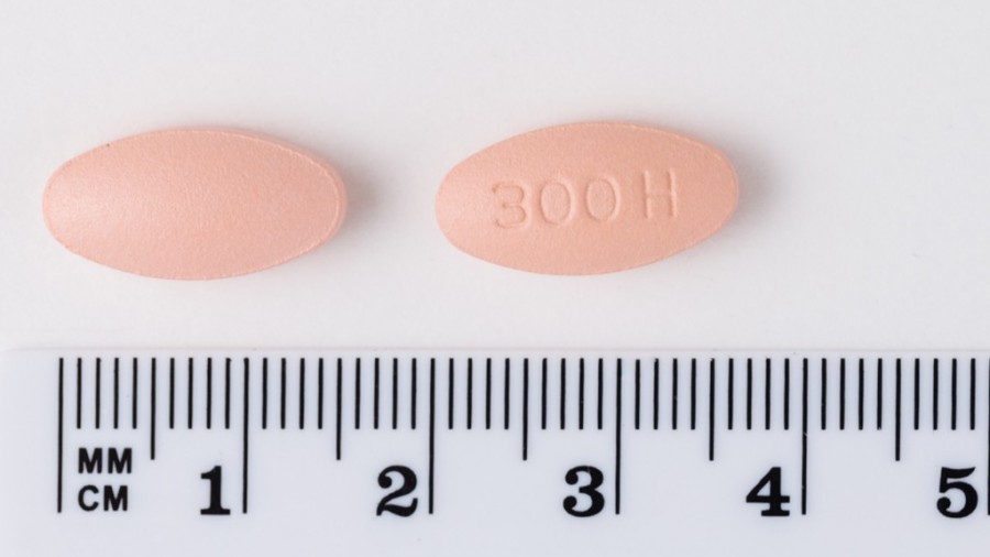 IRBESARTAN/HIDROCLOROTIAZIDA SANDOZ 300 mg/12,5 mg COMPRIMIDOS RECUBIERTOS CON PELICULA EFG , 28 comprimidos fotografía de la forma farmacéutica.