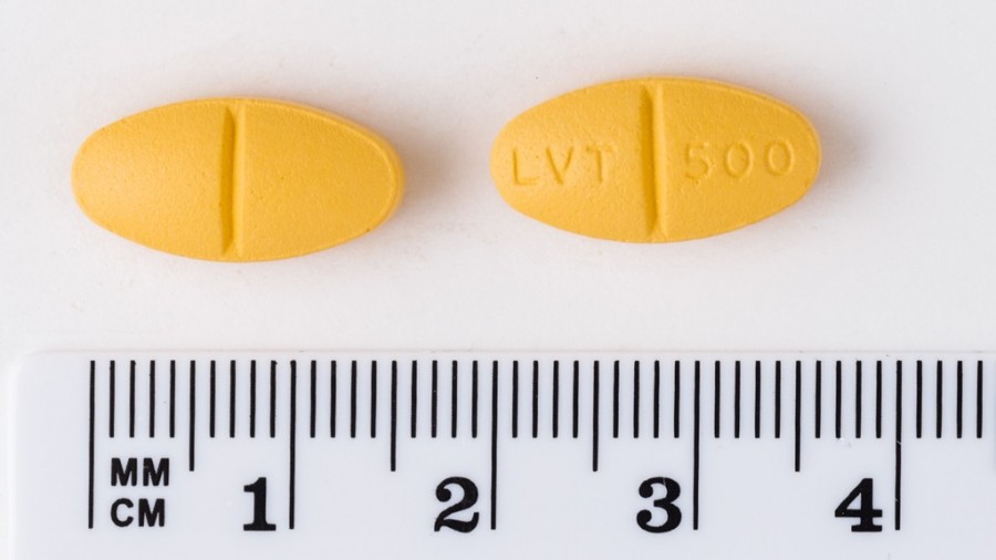 LEVETIRACETAM SANDOZ 500 mg COMPRIMIDOS RECUBIERTOS CON PELICULA EFG , 60 comprimidos fotografía de la forma farmacéutica.