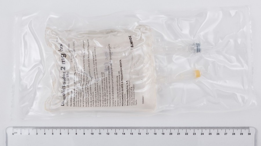 LINEZOLID SANDOZ 2 MG/ML SOLUCION PARA PERFUSION EFG , 1 bolsa de 300 ml fotografía de la forma farmacéutica.