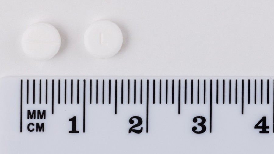 LOVASTATINA SANDOZ 20 mg COMPRIMIDOS EFG , 28 comprimidos fotografía de la forma farmacéutica.