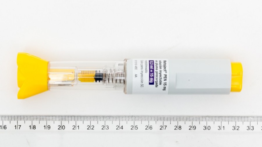 METOJECT PEN 15 MG SOLUCION INYECTABLE EN PLUMA PRECARGADA , 1 pluma precargada de 0,3 ml fotografía de la forma farmacéutica.