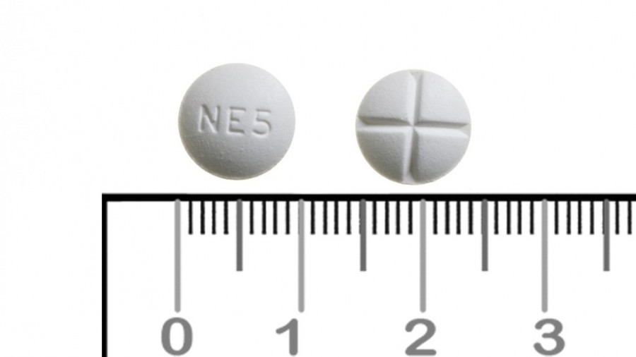 NEBIVOLOL CINFA 5 mg COMPRIMIDOS EFG, 28 comprimidos fotografía de la forma farmacéutica.