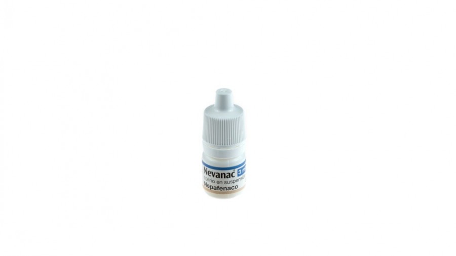 NEVANAC 3mg/ml colirio en suspension 3 ml de colirio en un envase de 4 ml. Caja que contiene 1 frasco. fotografía de la forma farmacéutica.