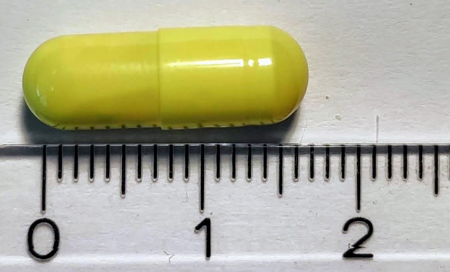 OMEPRAZOL TECNIGEN 20 mg CAPSULAS DURAS GASTRORRESISTENTES  EFG , 28 cápsulas fotografía de la forma farmacéutica.
