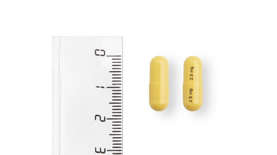 RABIDUX 2,5 MG/2,5 MG CAPSULAS DURAS, 30 cápsulas fotografía de la forma farmacéutica.