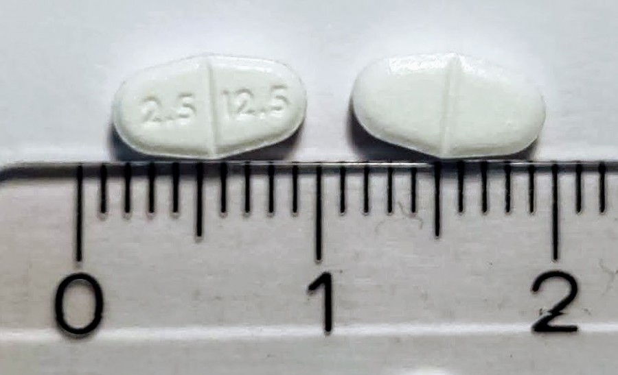 RAMIPRIL/HIDROCLOROTIAZIDA TECNIGEN 2,5/12,5 mg COMPRIMIDOS EFG, 28 comprimidos fotografía de la forma farmacéutica.
