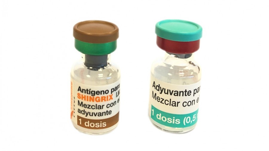 SHINGRIX POLVO Y SUSPENSION PARA SUSPENSION INYECTABLE, 10 viales (polvo) y 10 viales (suspensión) fotografía de la forma farmacéutica.