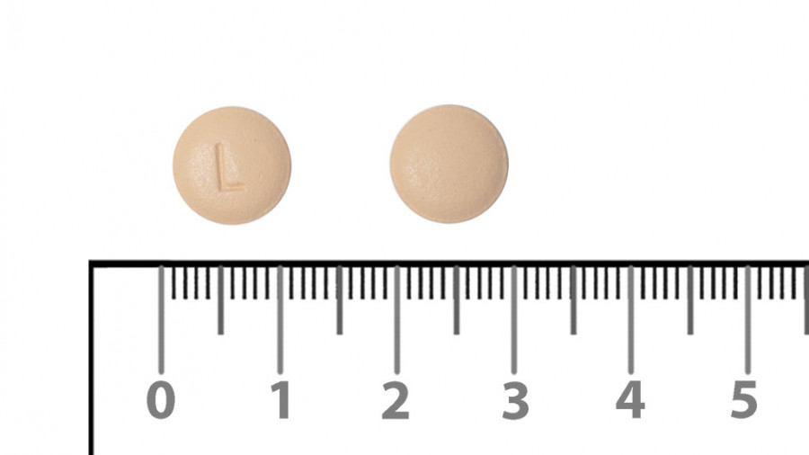 SITAGLIPTINA CINFAMED 100 MG COMPRIMIDOS RECUBIERTOS CON PELICULA EFG, 56 comprimidos fotografía de la forma farmacéutica.