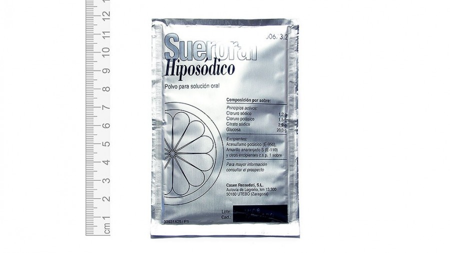 SUERORAL HIPOSODICO, 5 sobres fotografía de la forma farmacéutica.