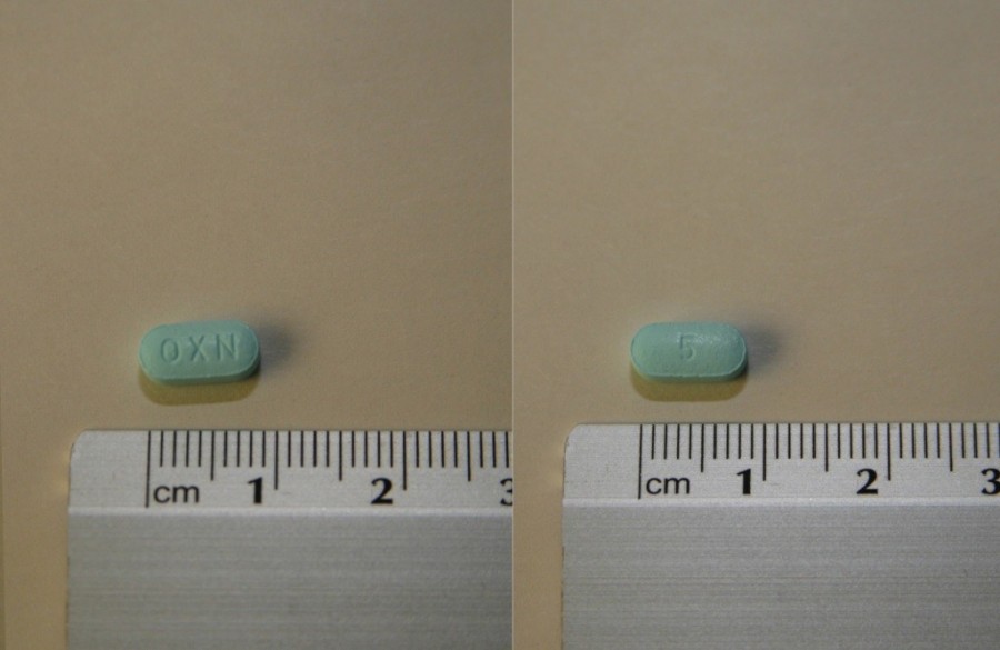 TARGIN 5 mg/2,5 mg COMPRIMIDOS DE LIBERACION PROLONGADA , 56 comprimidos fotografía de la forma farmacéutica.